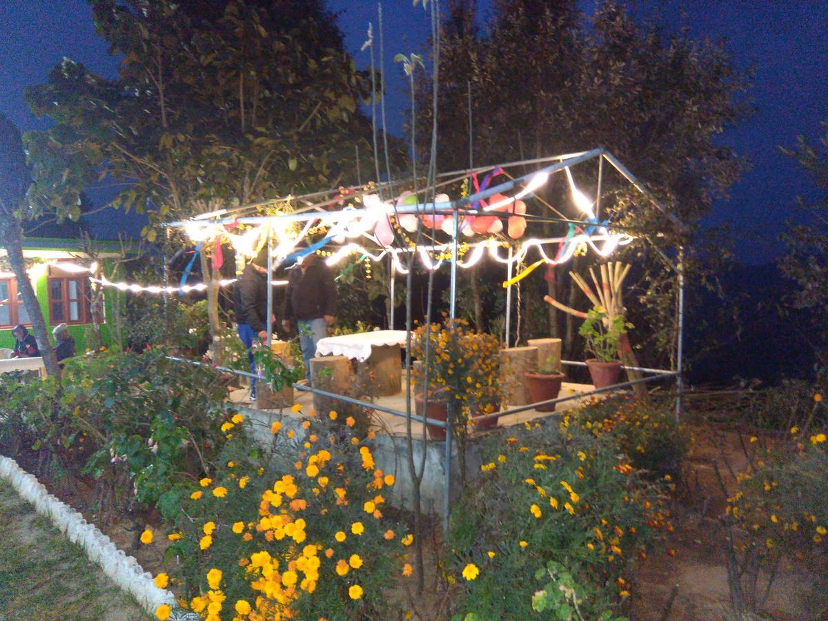 Maa Ananda Mayee Guest House Binsar Extérieur photo